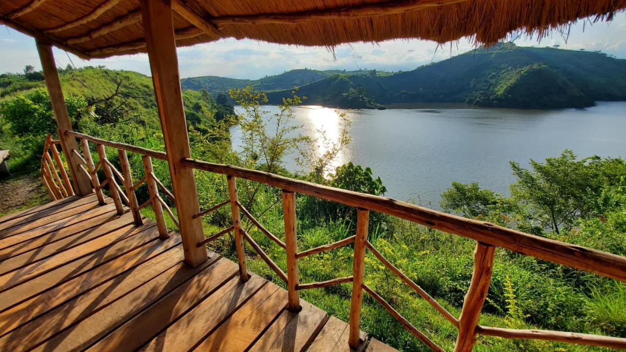 Mwamba Kelele Lodge Fort Portal ภายนอก รูปภาพ