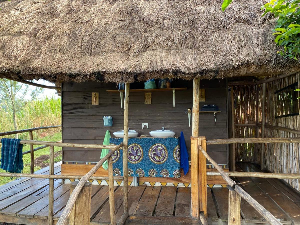 Mwamba Kelele Lodge Fort Portal ภายนอก รูปภาพ