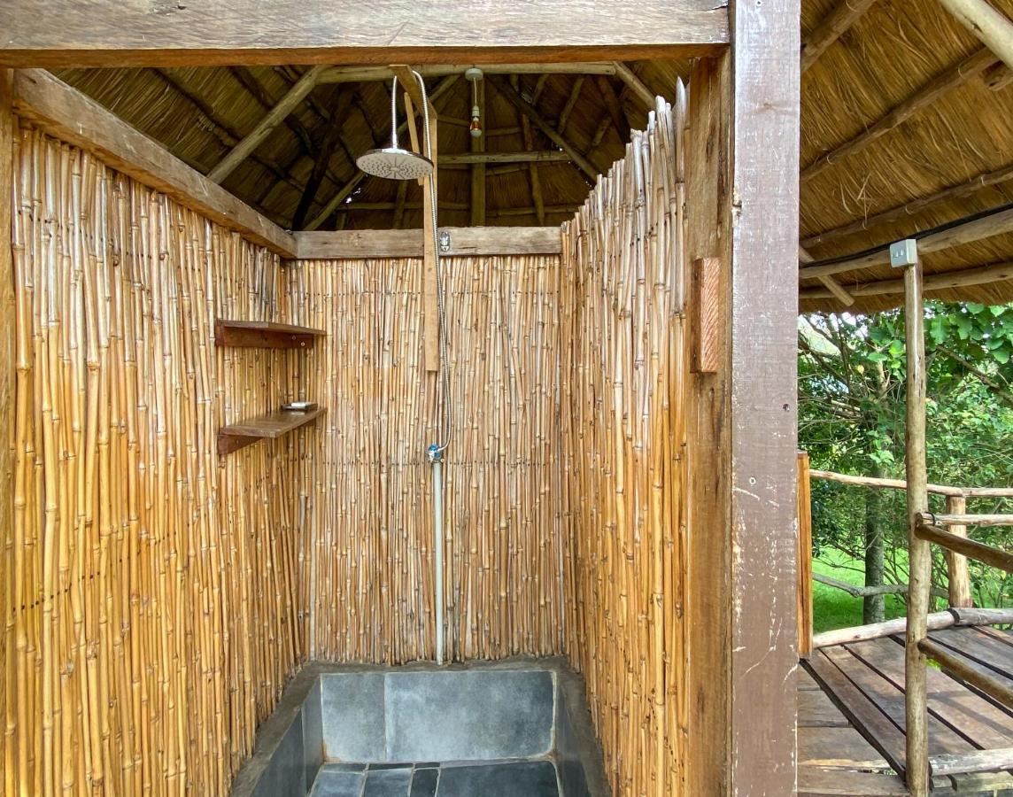 Mwamba Kelele Lodge Fort Portal ภายนอก รูปภาพ