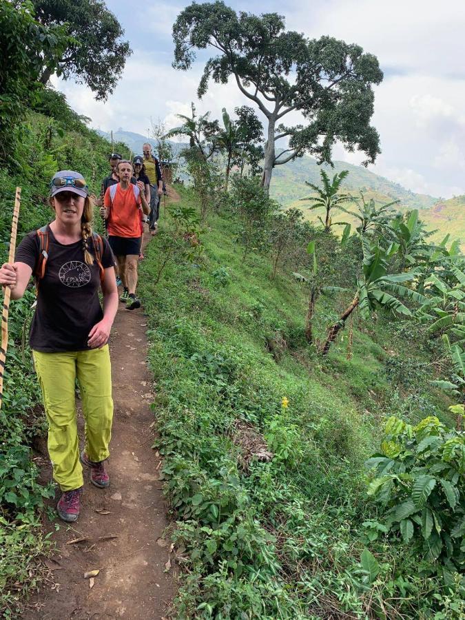 Mwamba Kelele Lodge Fort Portal ภายนอก รูปภาพ