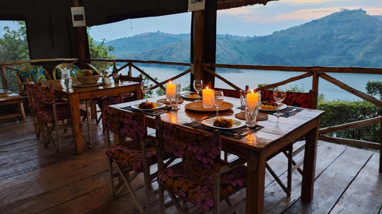 Mwamba Kelele Lodge Fort Portal ภายนอก รูปภาพ