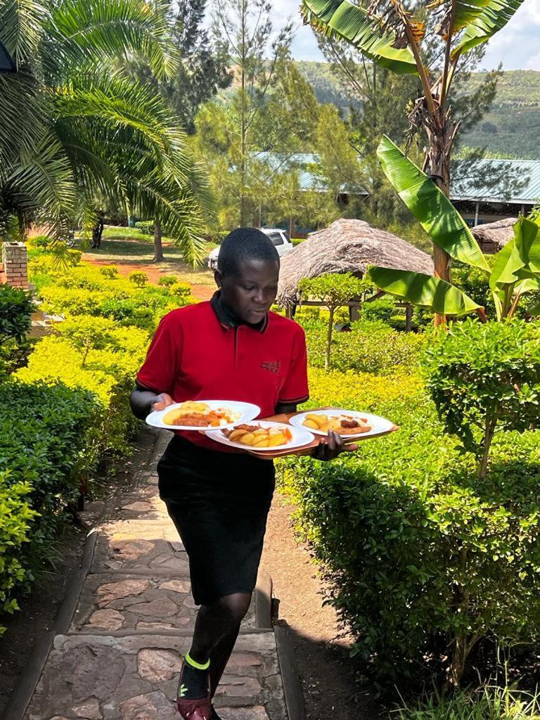 Mwamba Kelele Lodge Fort Portal ภายนอก รูปภาพ