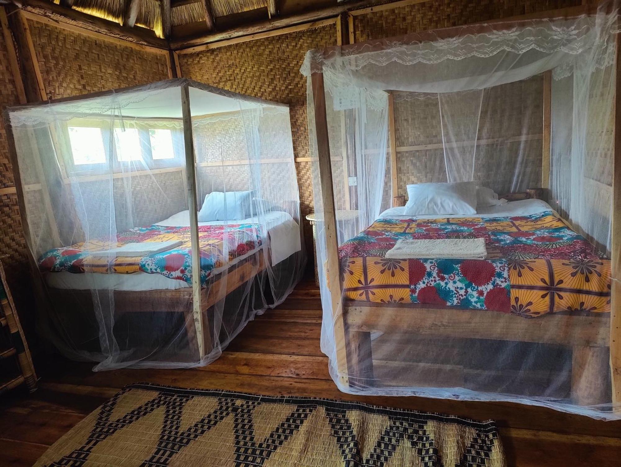 Mwamba Kelele Lodge Fort Portal ภายนอก รูปภาพ